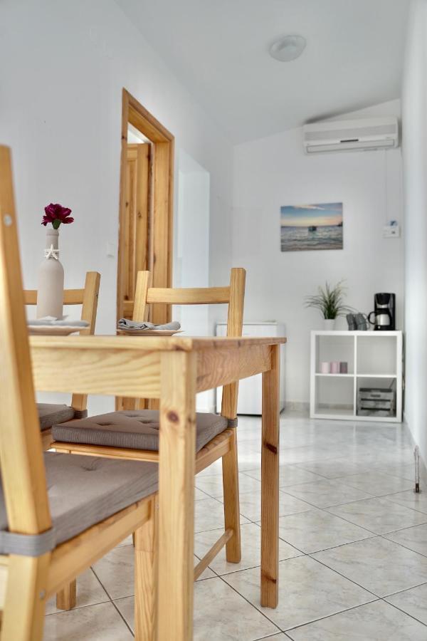 Apartments Bacak Stanici Εξωτερικό φωτογραφία